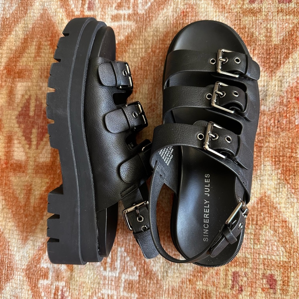 Sincerely Jules Black Chunky Platform Sandals
